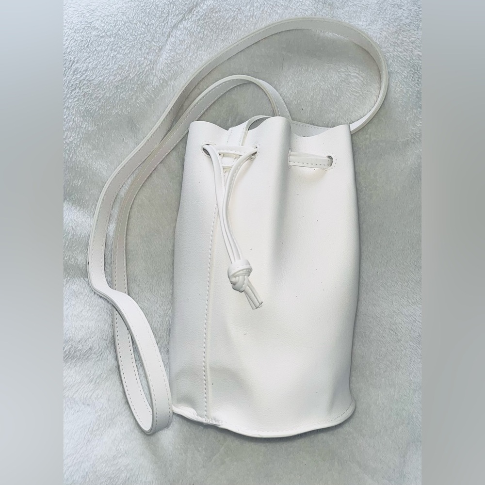 Derek Lam 10 Crosby White Leather Bucket Bag - Picture 3 of 13
